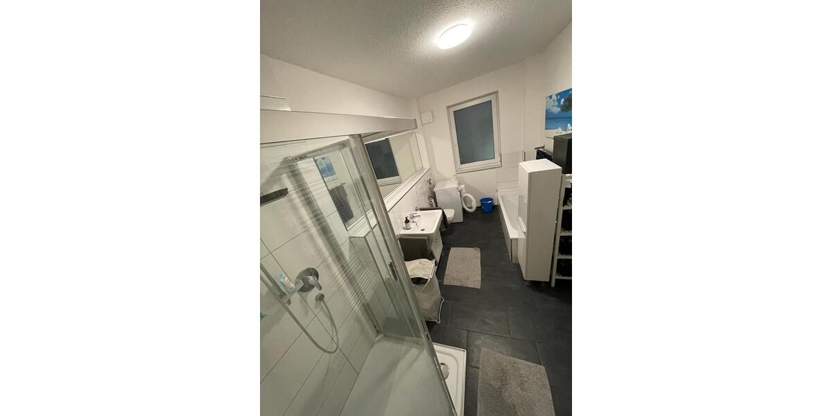 Wohnen auf Zeit Bielefeld Gadderbaum - 16 Zimmer, 180 m&sup2;, 425&euro; | Angebot:25449533