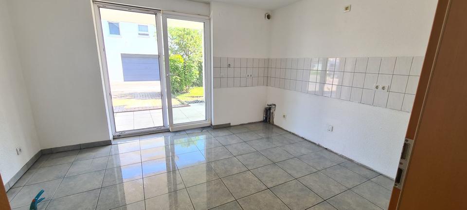 Erdgeschoßwohnung Friedrichshafen - 4 Zimmer, 102 m&sup2;, 1.800&euro; | Angebot:24841698