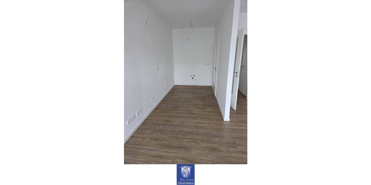Etagenwohnung Dresden Südvorstadt-West - 4 Zimmer, 99 m&sup2;, 1.350&euro; | Angebot:26161477