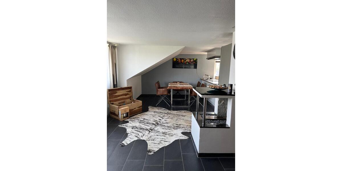 Dachgeschoßwohnung Lünen - 3.5 Zimmer, 85 m&sup2;, 700&euro; | Angebot:25239001