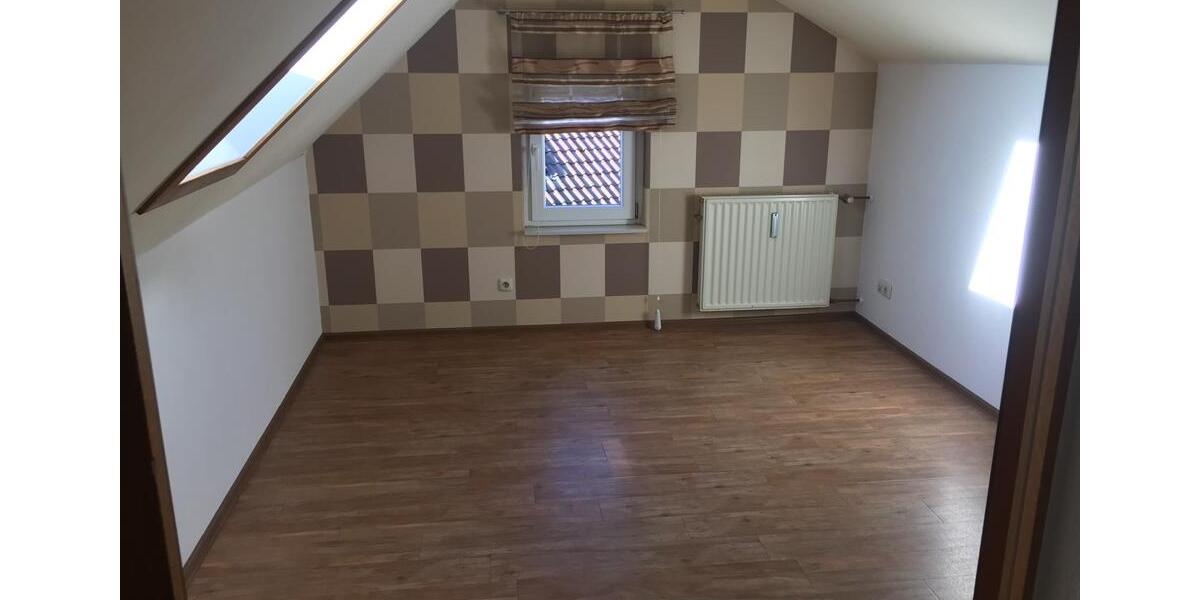 Maisonettenwohnung Neuhof - 4 Zimmer, 90 m&sup2;, 750&euro; | Angebot:26518854