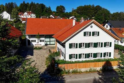 Haus Fuchstal - 7 Zimmer, 140 m&sup2;, 1.910&euro; | Angebot:27069270
