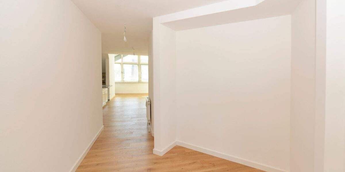 Etagenwohnung München Bogenhausen - 4 Zimmer, 115 m&sup2;, 2.490&euro; | Angebot:25698222