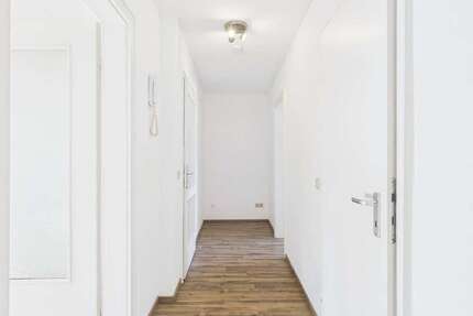 Wohnung Saarbrücken Neue Bremm - 2 Zimmer, 51 m&sup2;, 485&euro; | Angebot:25931051