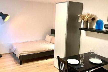 Pendler Studenten Wohnung möbliert TOP Anbindung Porsche Bosch 1.5 zimmer