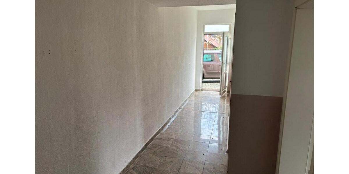 Erdgeschoßwohnung Albersdorf - 3 Zimmer, 90 m&sup2;, 750&euro; | Angebot:26044051