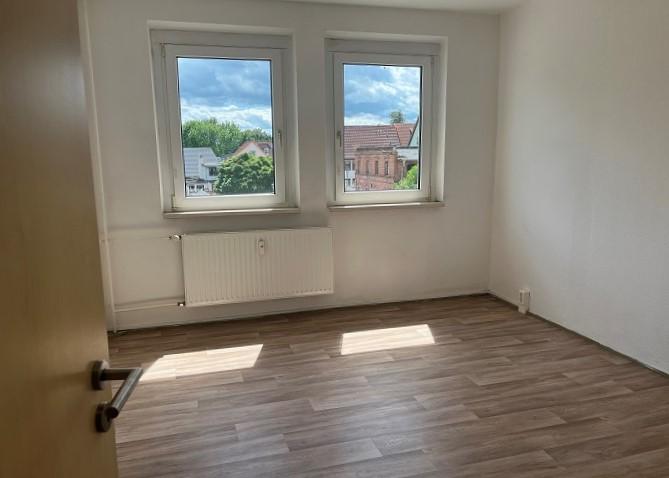 Erdgeschoßwohnung Oschersleben (Bode) - 2 Zimmer, 43 m&sup2;, 284&euro; | Angebot:24793611