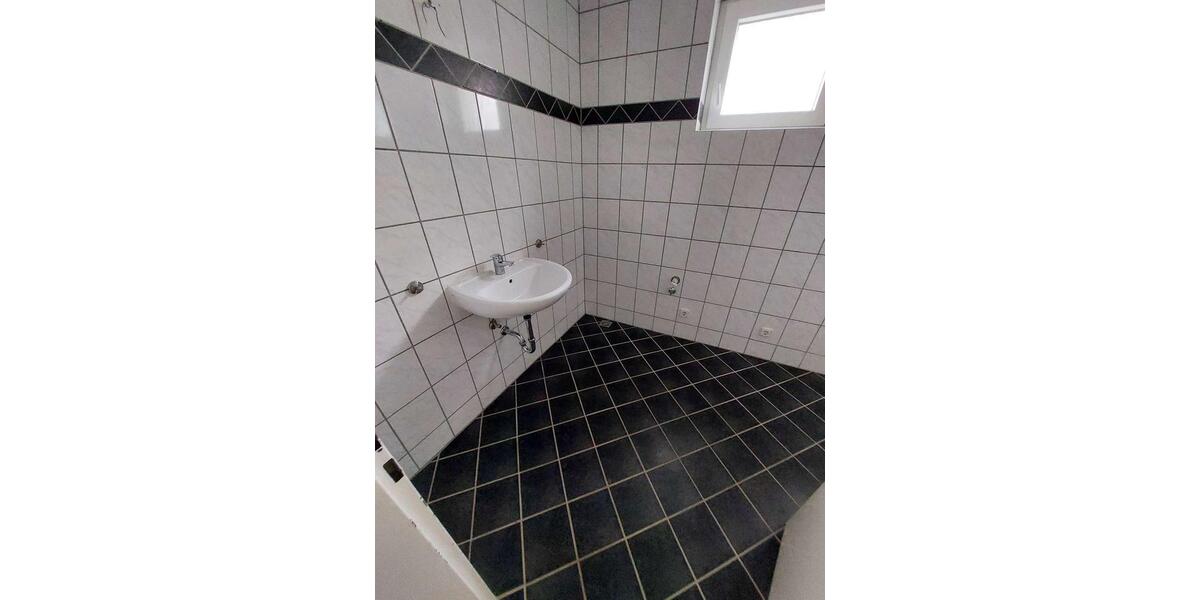 Etagenwohnung Clausthal-Zellerfeld Zellerfeld - 4 Zimmer, 96 m&sup2;, 550&euro; | Angebot:23511368