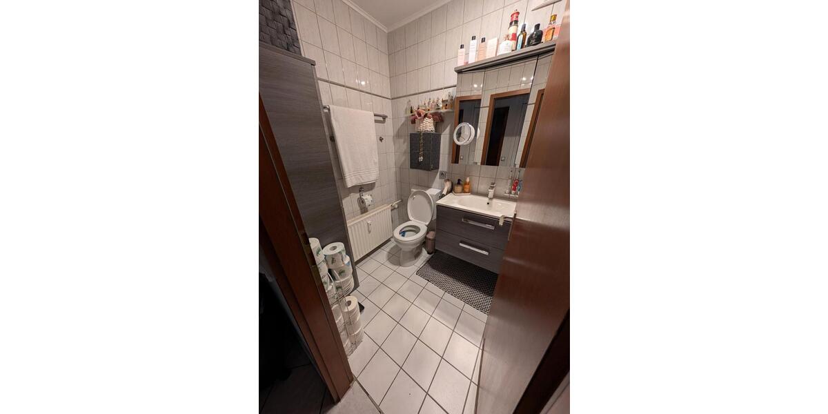 Etagenwohnung Mainz Gonsenheim - 3 Zimmer, 78 m&sup2;, 1.100&euro; | Angebot:26482395