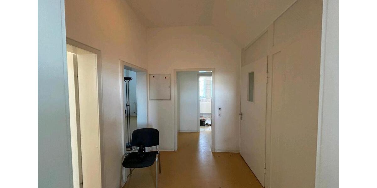 Etagenwohnung Malsfeld - 4 Zimmer, 110 m&sup2;, 830&euro; | Angebot:24683183