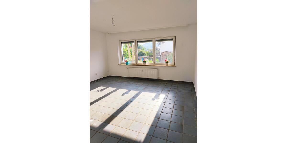 Sehr schöne und sehr helle 2 ZKB Wohnung in Nunkirchen 3 zimmer