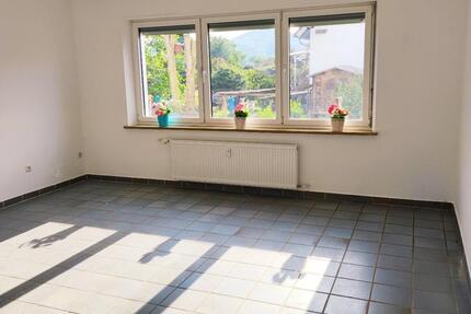 Sehr schöne und sehr helle 2 ZKB Wohnung in Wadern 3 zimmer