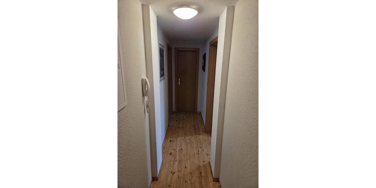 Helle 2-Zimmer-Wohnung mit Küche, Tageslichtbad & Stellplatz in z 2 zimmer