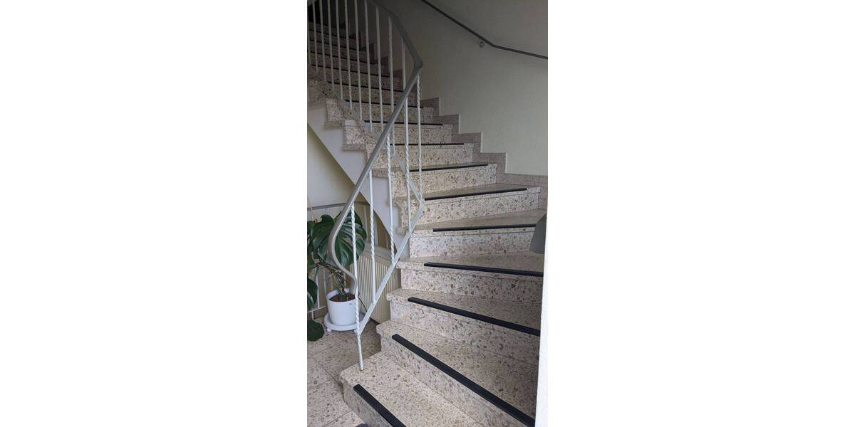 Etagenwohnung Wietze - 3 Zimmer, 98 m&sup2;, 600&euro; | Angebot:25983407