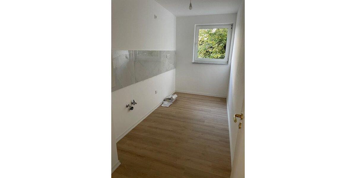 Etagenwohnung Wuppertal Gemarkung Barmen - 3 Zimmer, 77 m&sup2;, 750&euro; | Angebot:26329322