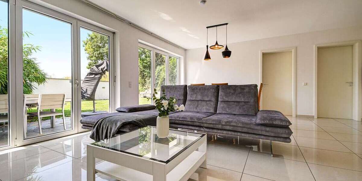 Etagenwohnung Stuttgart Feuerbach - 4 Zimmer, 100 m&sup2;, 2.170&euro; | Angebot:26311309