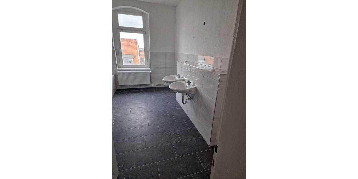 Etagenwohnung Blankenburg - 4 Zimmer, 144 m&sup2;, 850&euro; | Angebot:26700100