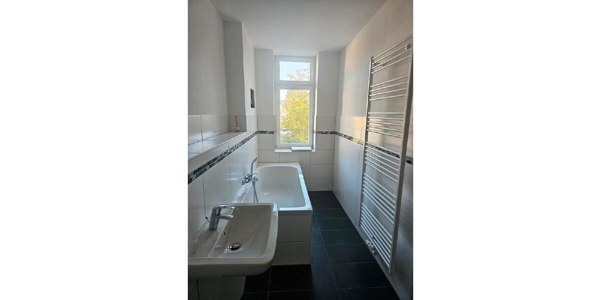 Endlich Platz! Moderne Familienwohnung mit Balkon, Gäste-WC und großem Wohlfühlbad 4 zimmer