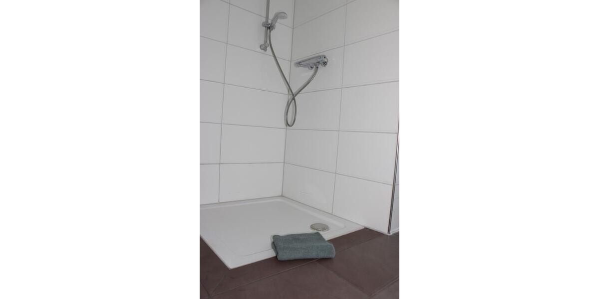 Etagenwohnung Oschersleben (Bode) - 3 Zimmer, 80 m&sup2;, 602&euro; | Angebot:26556582