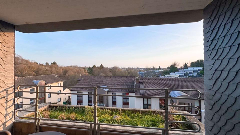 Etagenwohnung Odenthal - 2 Zimmer, 74 m&sup2;, 1.150&euro; | Angebot:26478519