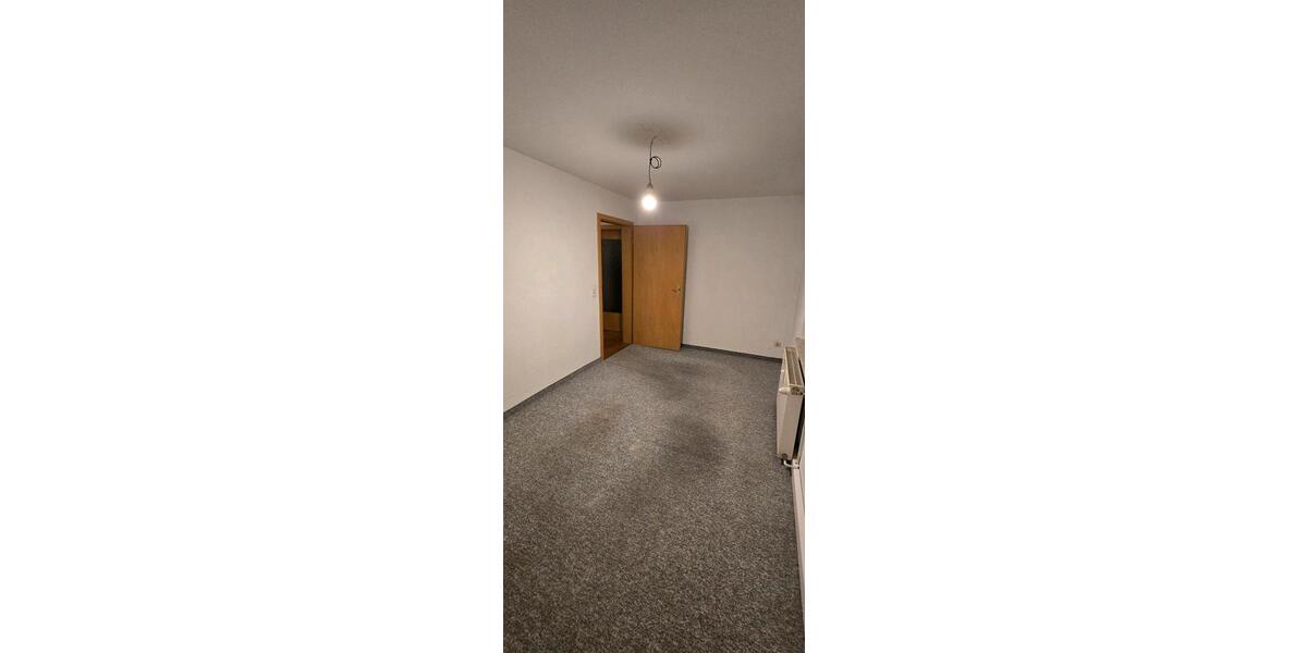 Erdgeschoßwohnung Ebersbach - 5 Zimmer, 65 m&sup2;, 450&euro; | Angebot:26455392