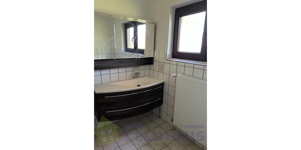 Erdgeschoßwohnung Moormerland - 5 Zimmer, 117 m&sup2;, 780&euro; | Angebot:24771924