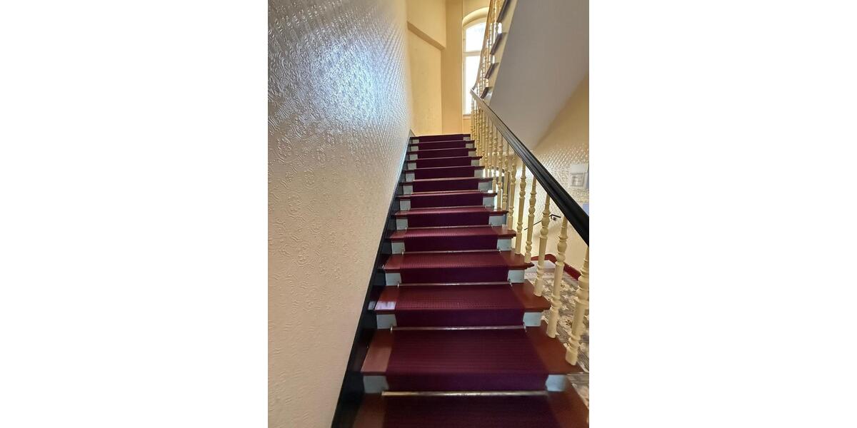 Etagenwohnung Kassel Vorderer Westen - 3 Zimmer, 142 m&sup2;, 2.000&euro; | Angebot:24570834