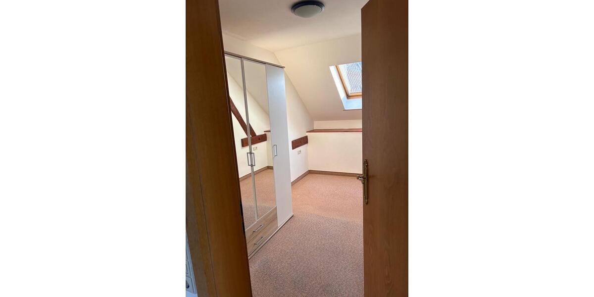 Dachgeschoßwohnung Hechingen - 2 Zimmer, 60 m&sup2;, 600&euro; | Angebot:26534641