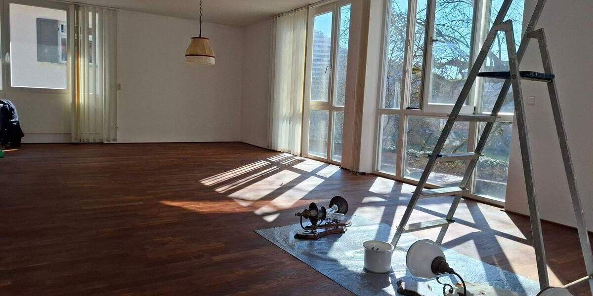 Etagenwohnung Ulm Mitte - 1 Zimmer, 110 m&sup2;, 1.280&euro; | Angebot:25916075