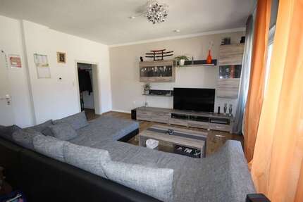 Wohnung Mönchengladbach Süd - 2 Zimmer, 90 m&sup2;, 495&euro; | Angebot:26550032