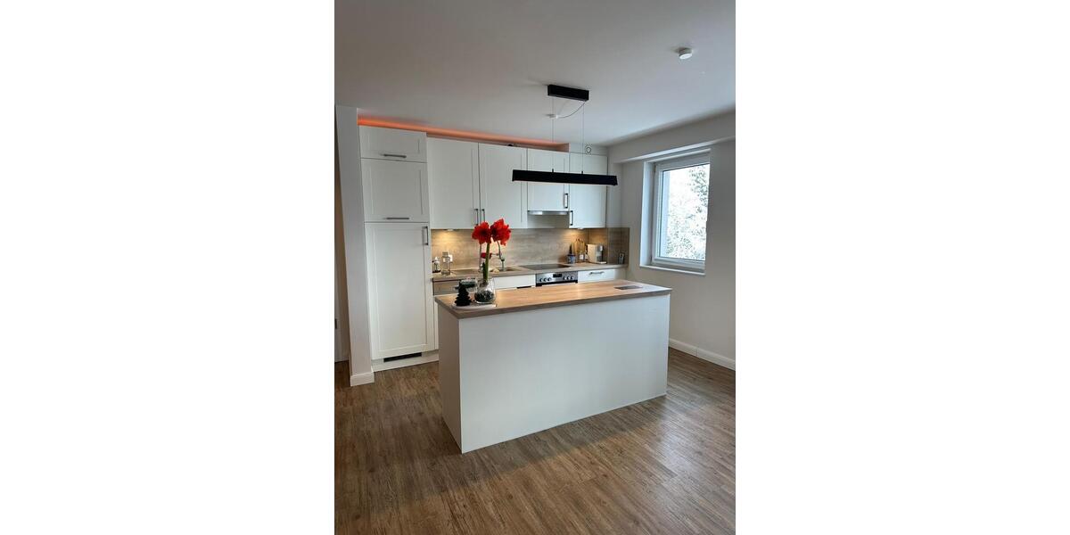 Maisonette-Whg. 138 qm in Zeven m. EBK, Loggia u. Carport 4 zimmer