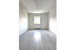 Frisch renovierte 4-Zi.-DG-Whg. mit Tageslichtbad zimmer