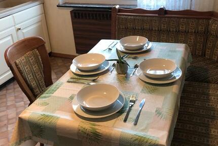 Wohnen auf Zeit Schwalbach - 4 Zimmer, 90 m&sup2;, 65&euro; | Angebot:26103291