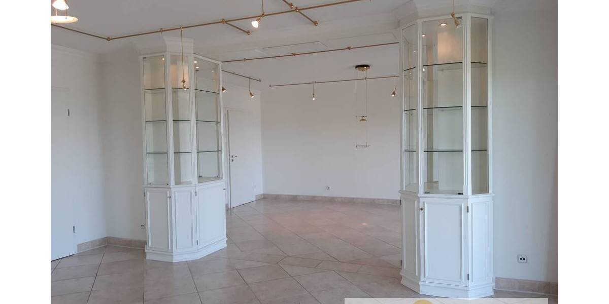 Etagenwohnung Wiesbaden Südost - 4 Zimmer, 152 m&sup2;, 1.900&euro; | Angebot:26170806