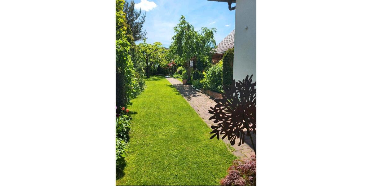 Doppelhaushälfte Affing - 5.5 Zimmer, 142 m&sup2;, 1.950&euro; | Angebot:25305016