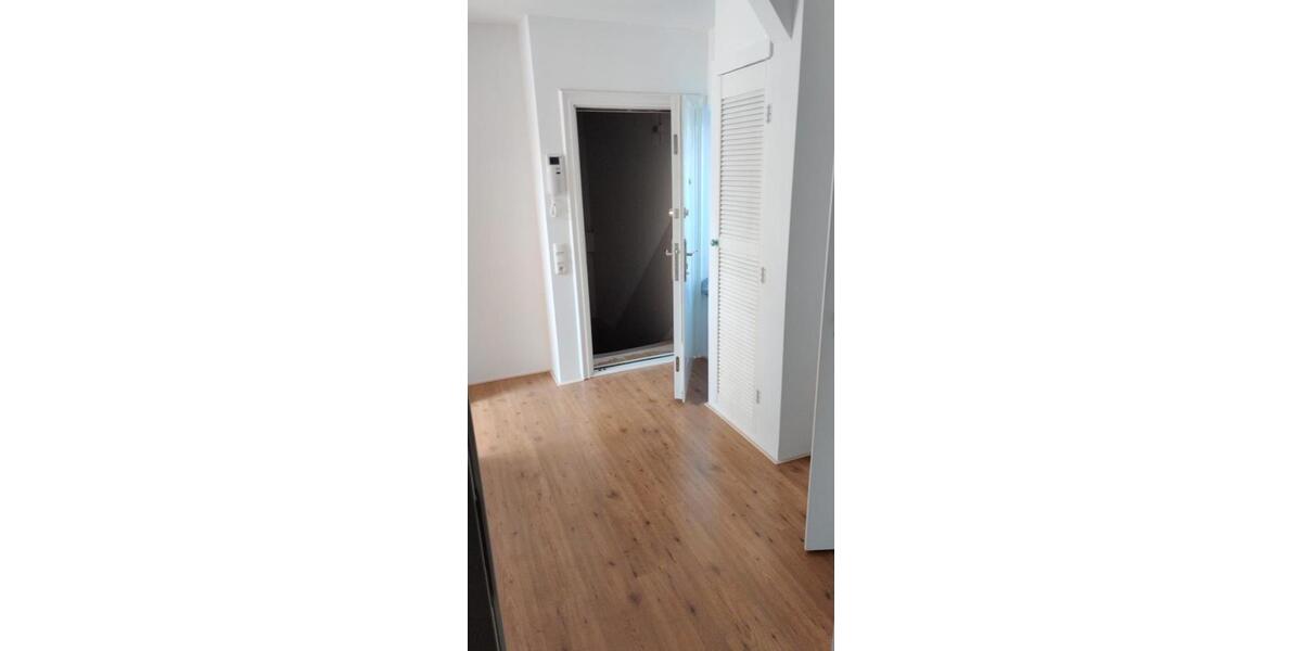 Dachgeschoßwohnung Aachen Aachen-Mitte - 1 Zimmer, 58 m&sup2;, 850&euro; | Angebot:25102669