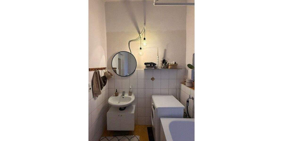 Etagenwohnung Kiel Südfriedhof - 4 Zimmer, 82 m&sup2;, 1.239&euro; | Angebot:25704858