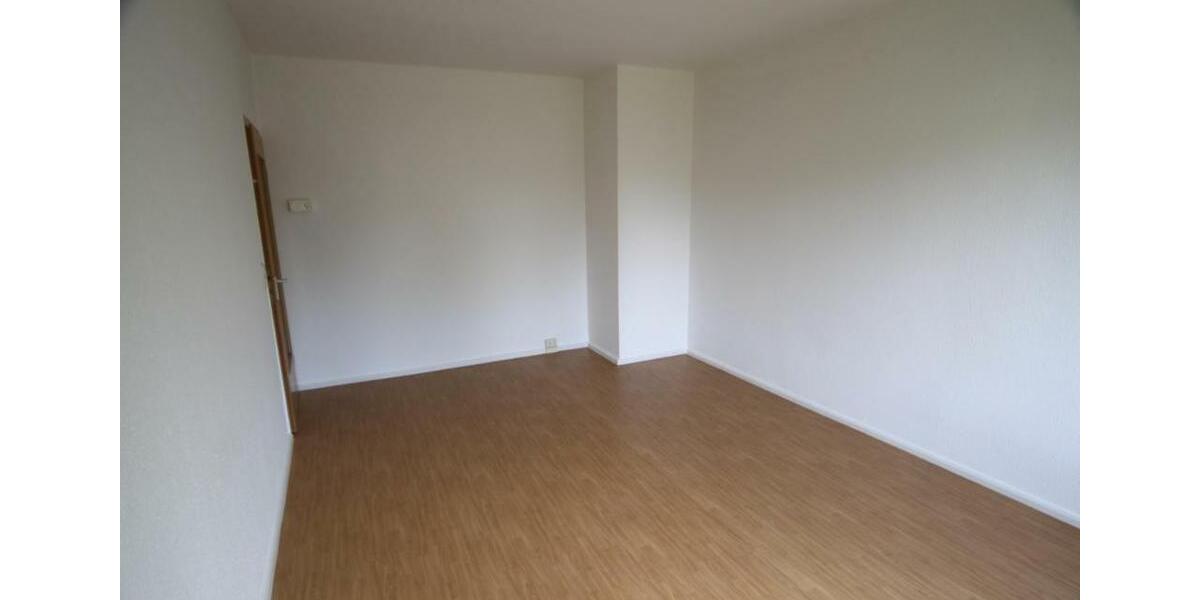 Etagenwohnung Neubrandenburg - 3 Zimmer, 53 m&sup2;, 349&euro; | Angebot:25791132