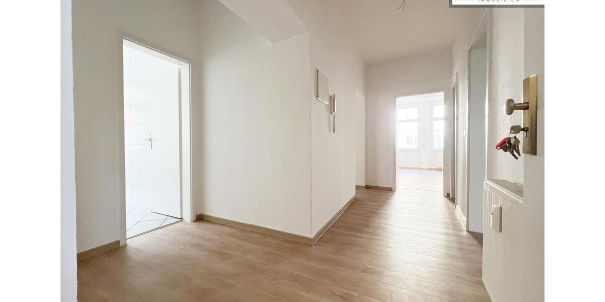 Etagenwohnung Magdeburg Alte Neustadt - 4 Zimmer, 111 m&sup2;, 831&euro; | Angebot:25593213