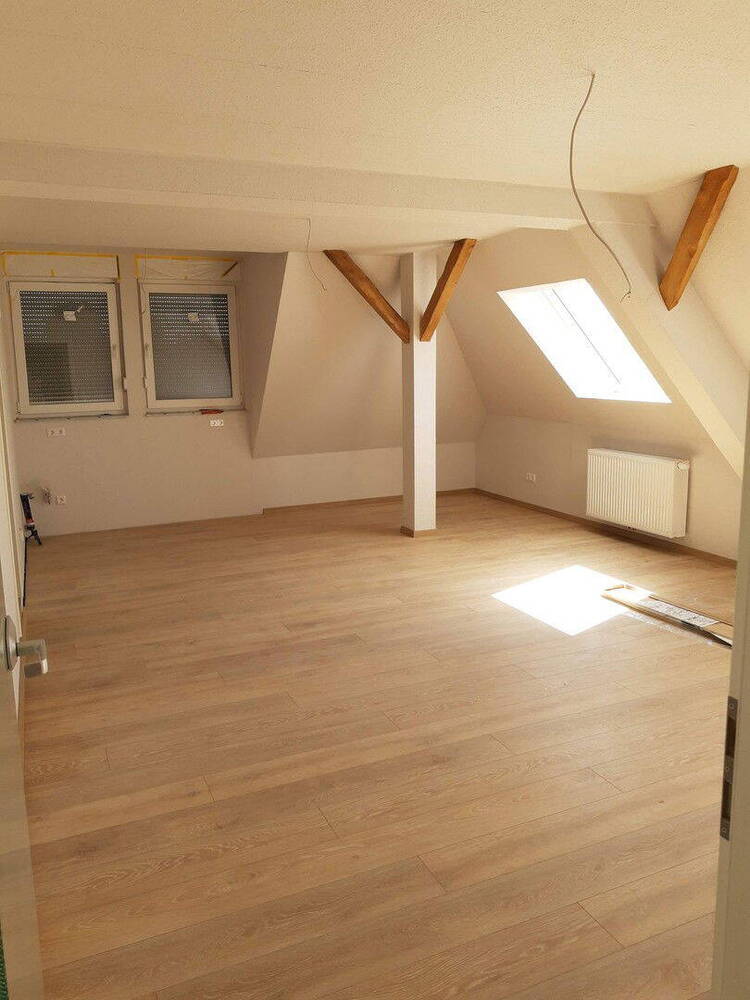 Familienfreundliche Wohnung in Winden, Nähe Bahnhof, neu zu vermieten