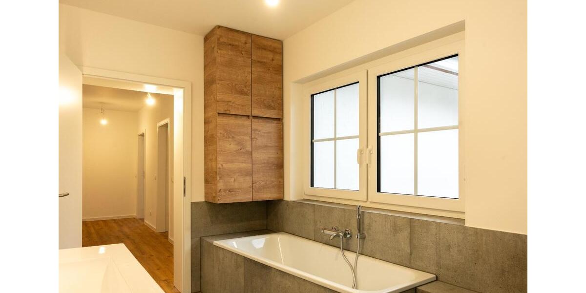 Etagenwohnung Bestensee - 3 Zimmer, 108 m&sup2;, 1.950&euro; | Angebot:25851491