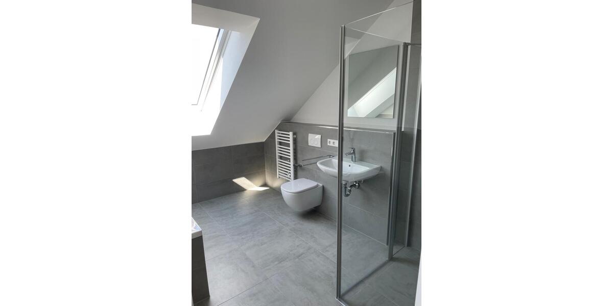 Dachgeschoßwohnung Bad Windsheim - 3 Zimmer, 73 m&sup2;, 850&euro; | Angebot:26296551