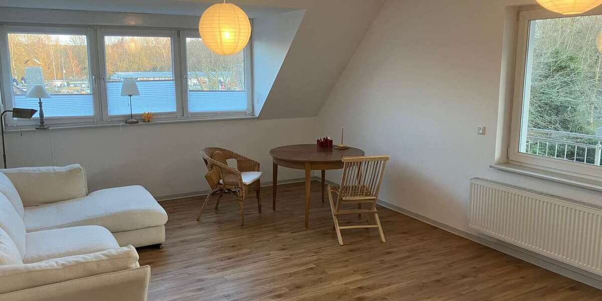 Etagenwohnung Oldenburg Osternburg - 4 Zimmer, 130 m&sup2;, 1.200&euro; | Angebot:25353339