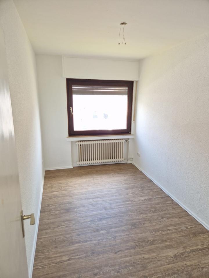 Top zentral in Siegburg, renovierte WHG mit Balkon u Garten