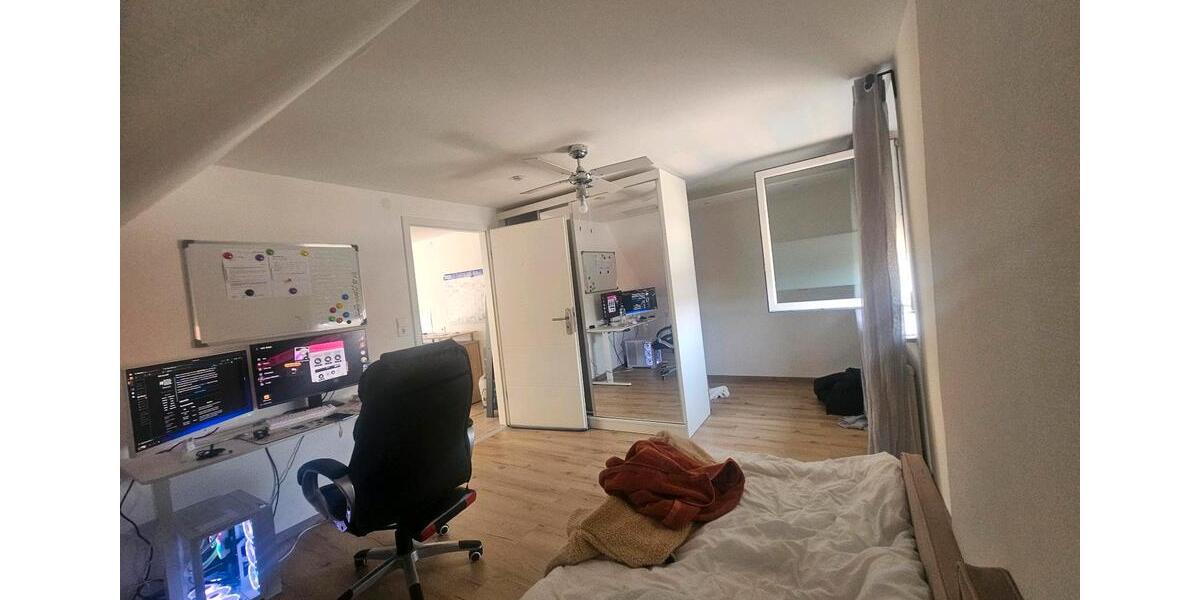 Dachgeschoßwohnung Gundelfingen an der Donau - 3 Zimmer, 90 m&sup2;, 950&euro; | Angebot:26698867