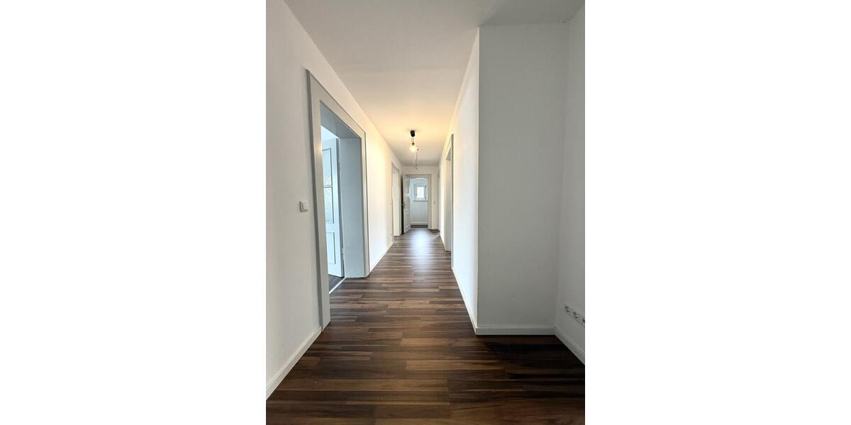 Erdgeschoßwohnung Treffelstein - 3 Zimmer, 80 m&sup2;, 550&euro; | Angebot:24715550