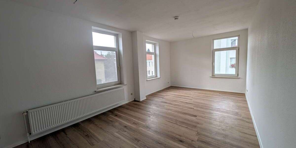 Etagenwohnung Bad Frankenhausen Ichstedt - 3 Zimmer, 85 m&sup2;, 550&euro; | Angebot:27252339