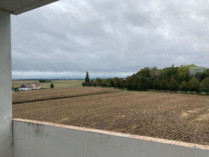 2 Zimmer Wohnung mit Einbauküche und Balkon 2 zimmer