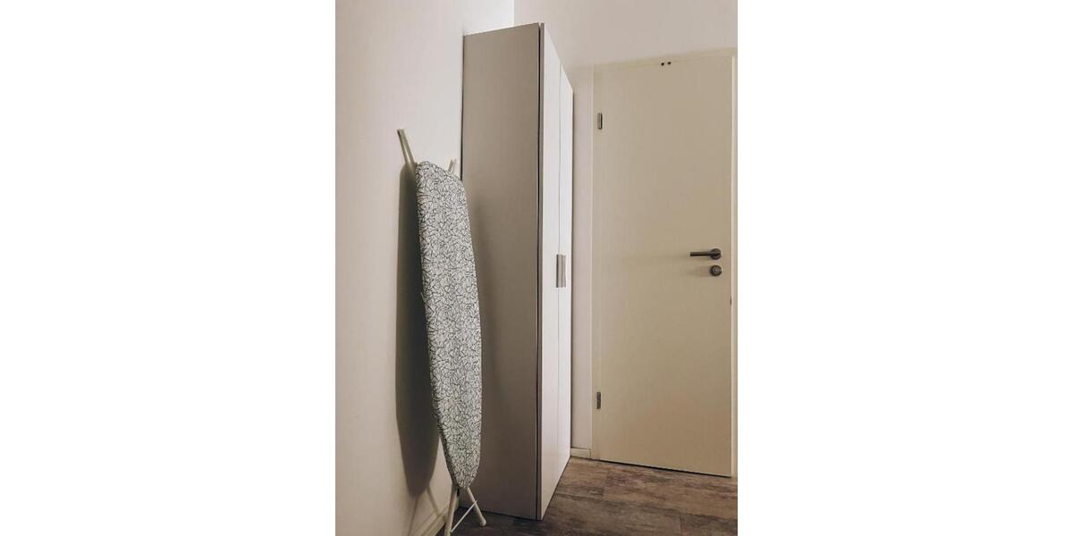 Etagenwohnung Freiberg am Neckar - 1 Zimmer, 16 m&sup2;, 700&euro; | Angebot:24660071