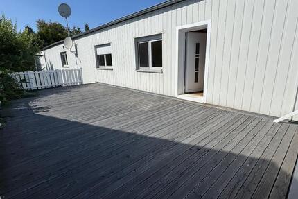 Gewerbewohnung mit Lagerfläche im Gewerbegebiet Gechingen zu verm 3 zimmer